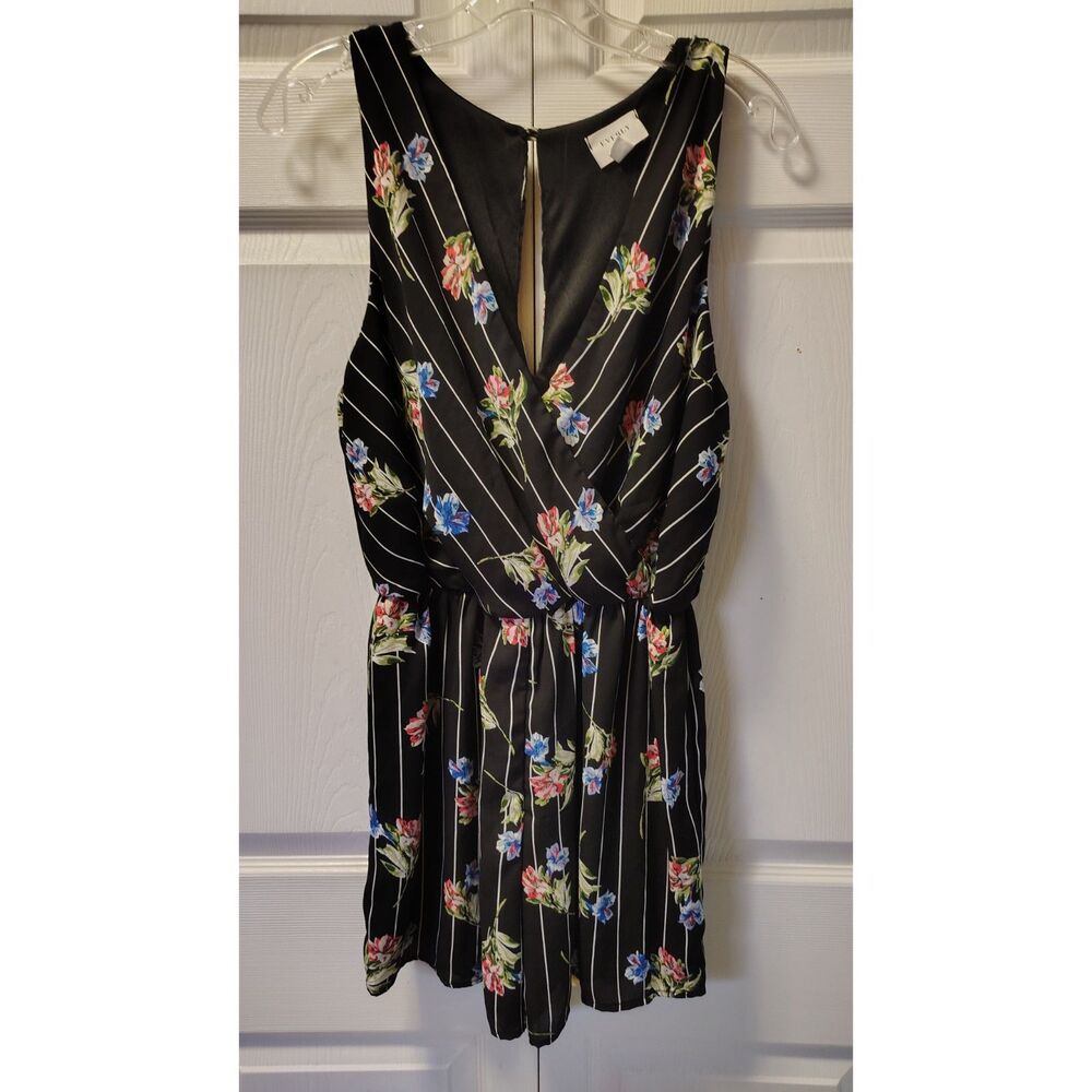 Everly Black Floral Pinstripe Sleeveless Romper Surplice V-Neck L Made in USA